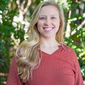 Meet your Posher, Julia